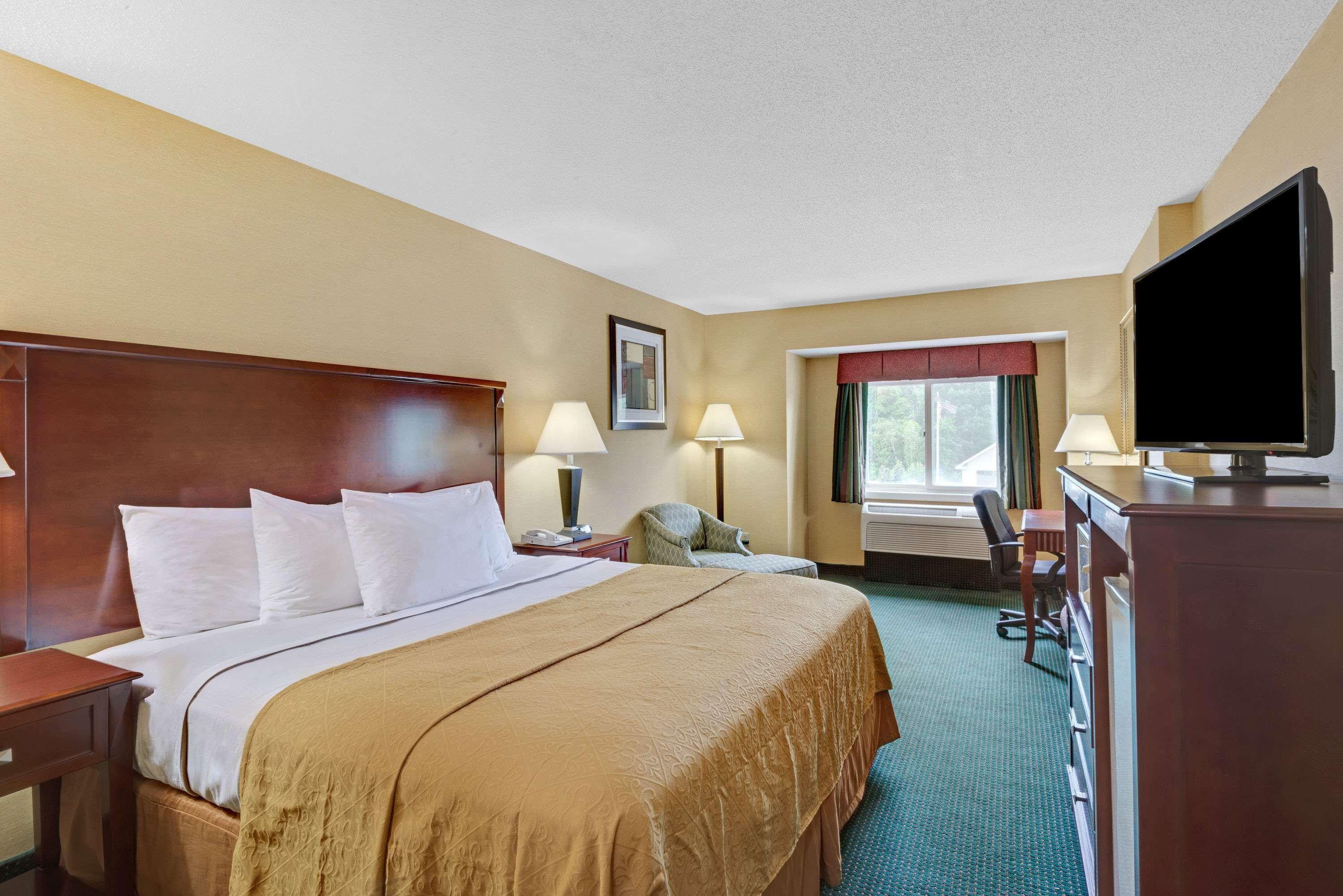 Ramada By Wyndham Kittery Exterior foto